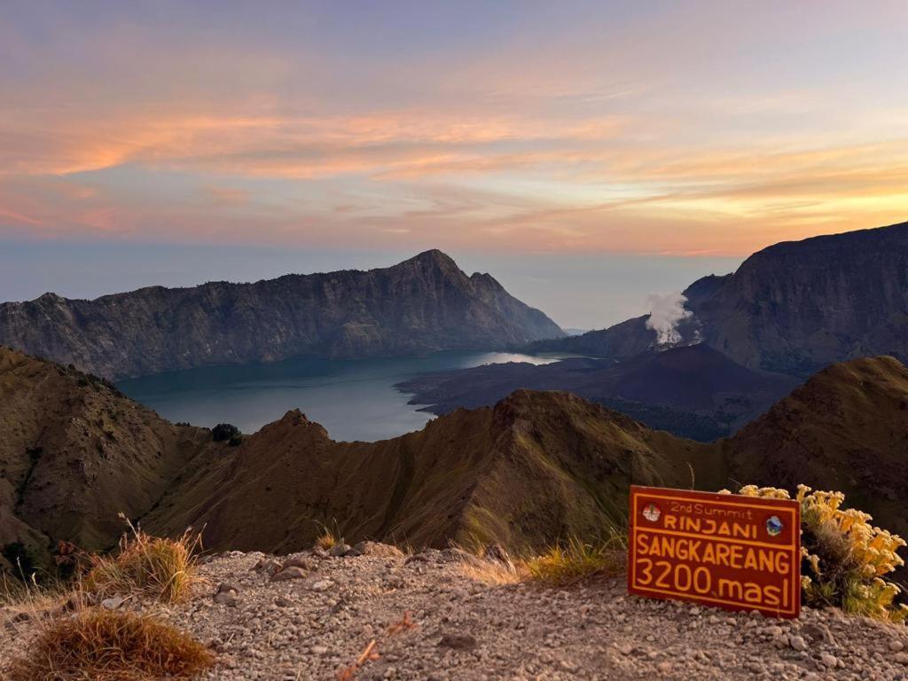 Dira Bungalows Tetebatu Luaran gambar